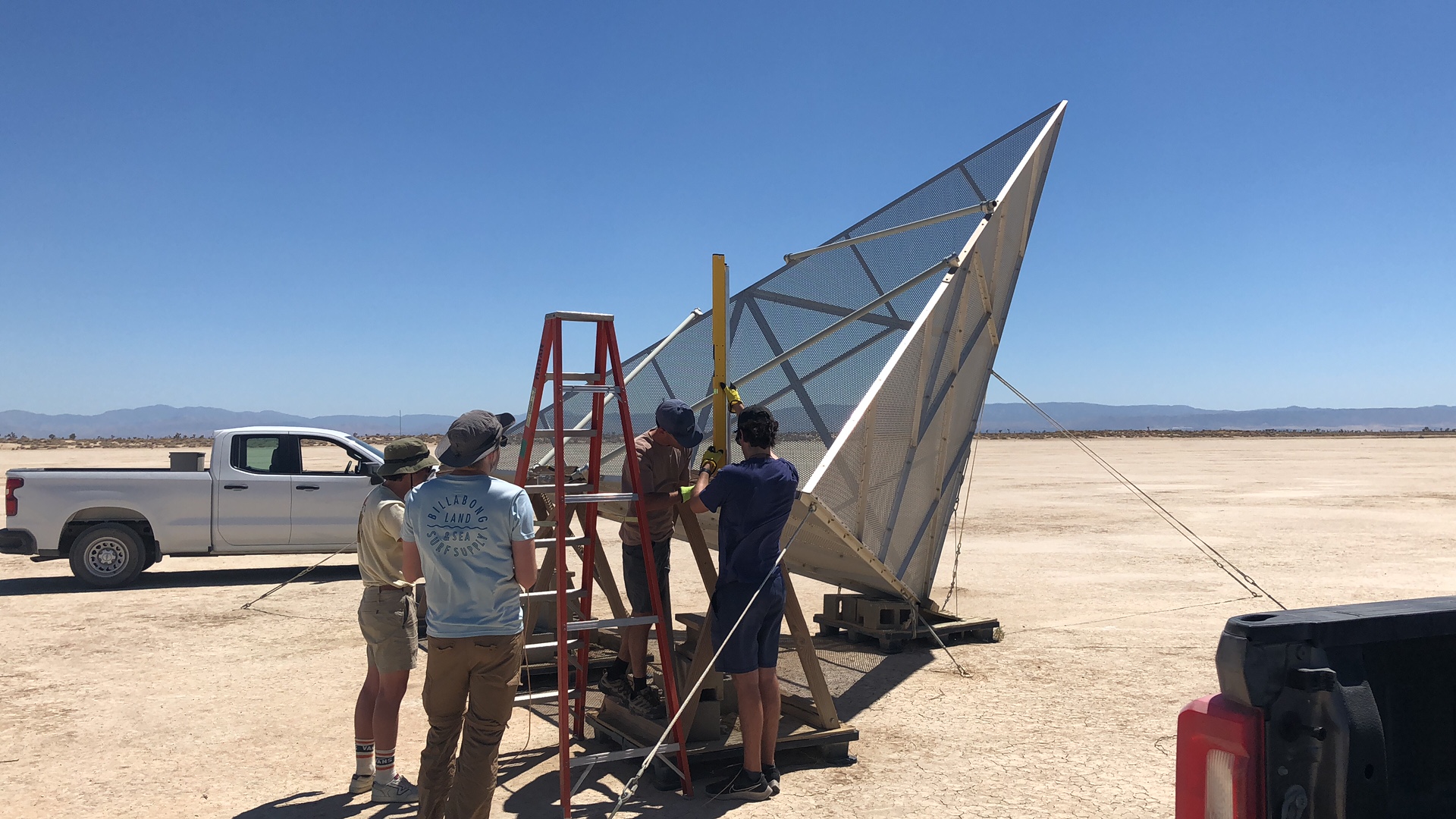 Resurveying 4.8 m Rosaomand Corner Reflector